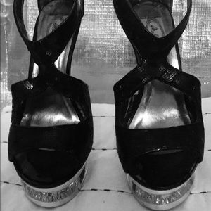 Italian Glam Black n Sliver Heel.